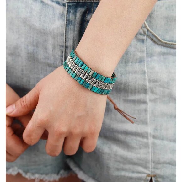 Western Style Blue Turquoise Leather Silver Tone Bracelet Adjustable Southwest - Picture 2 of 4